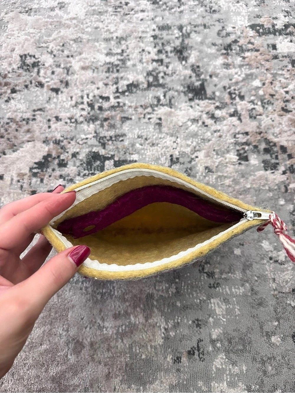 Embroidered B Initial Pouch - Picture 4 of 4